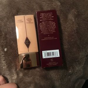 Charlotte Tilbury light wonder foundation